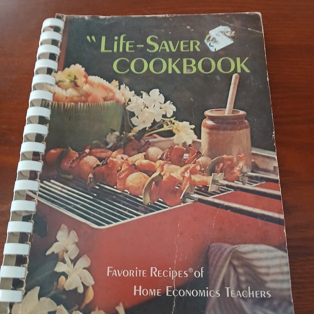 Vintage Life saver Cookbook Favorite Recipes of Home Ecconomics Teachers  FUC